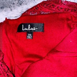 It's perfect for going out good condition no rip no stain clean pet free